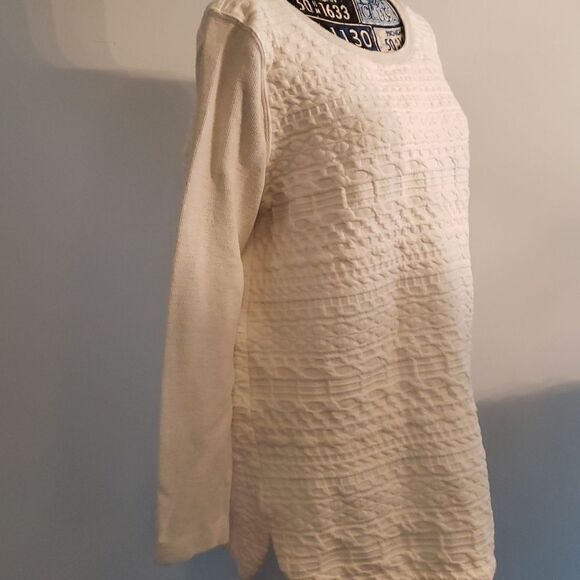 White sweater style top with grey sleeves & coller - Picture 2 of 10
